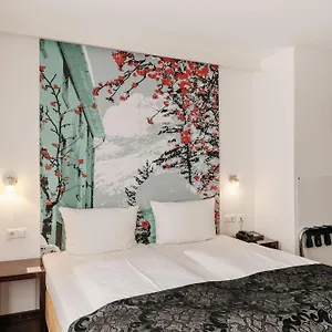 https://helvetia-hotel-munich-city-center.com-bavaria.com